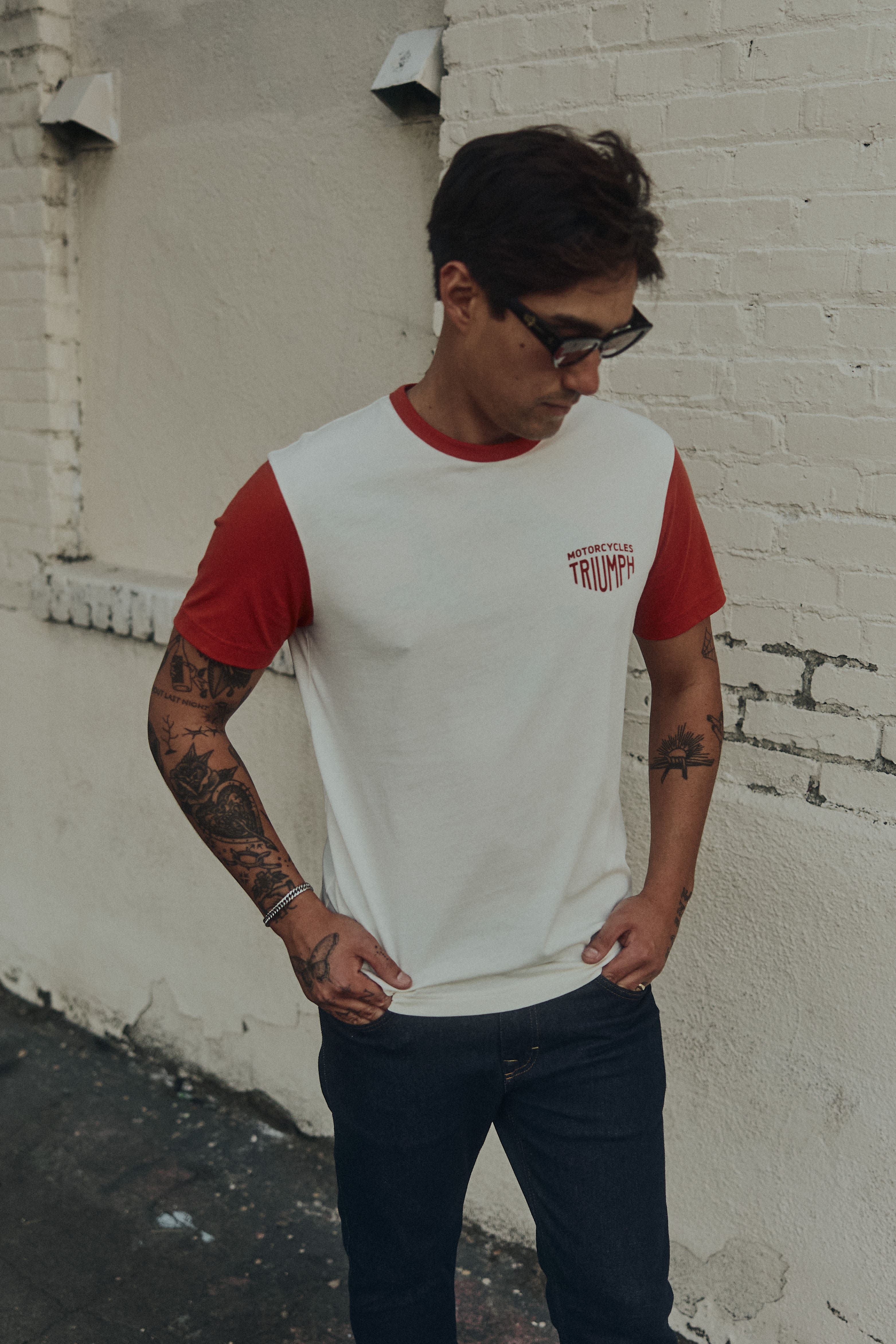 Fendland Contrast Sleeve Workshop T-shirt in Black |Casual Clothing